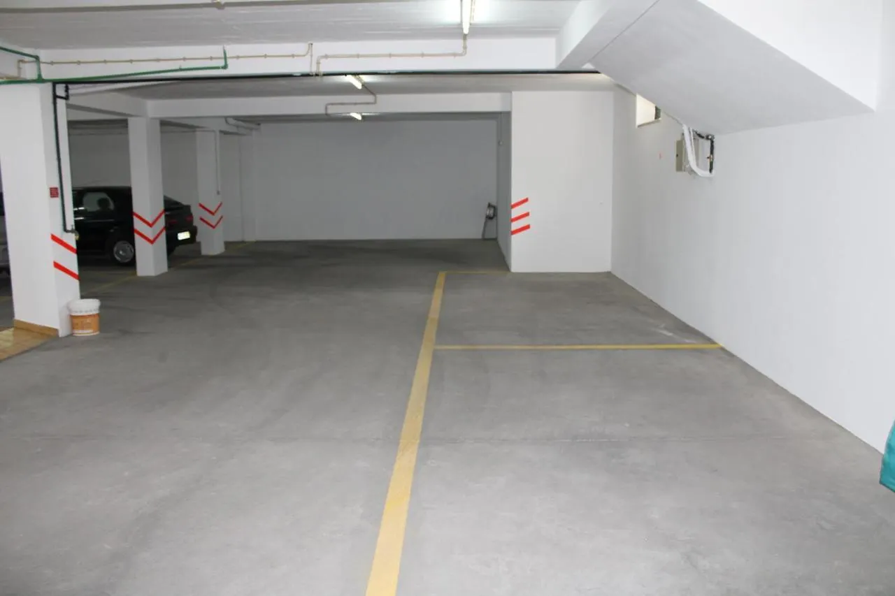 Apartamento Urb. Vila Nova, Lote 5 Armação de Pêra Portugal