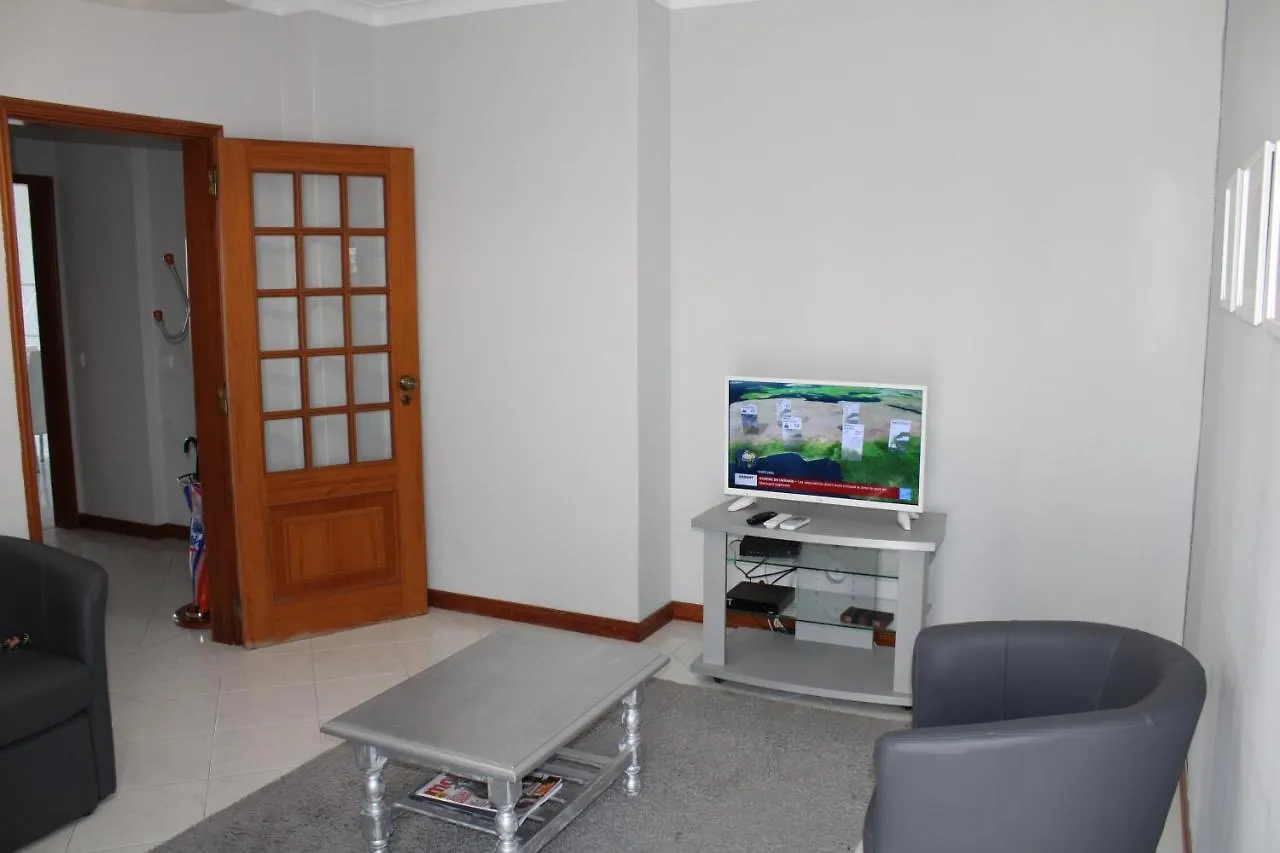 Apartamento Urb. Vila Nova, Lote 5 Armação de Pêra